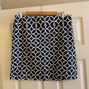 Banana Republic Ponte Knit Mini Skirt, Navy & White print, Size 8